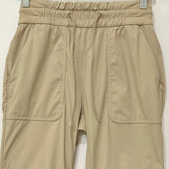Lululemon Beige Jogger Pants S Cropped Drawstring Waist Athleisure - Picture 3 of 11